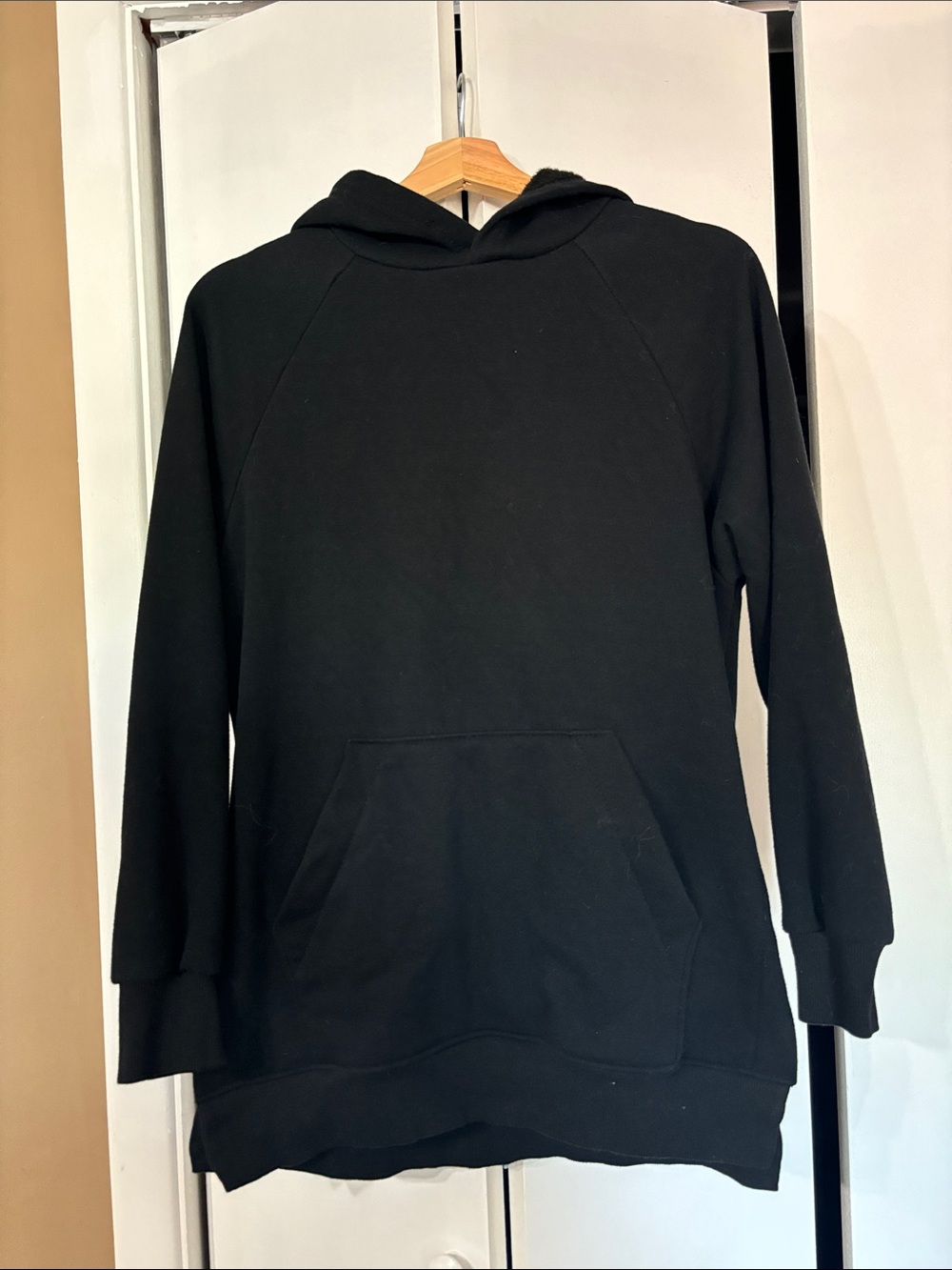 The warmy Black Hooded lined Hoodie